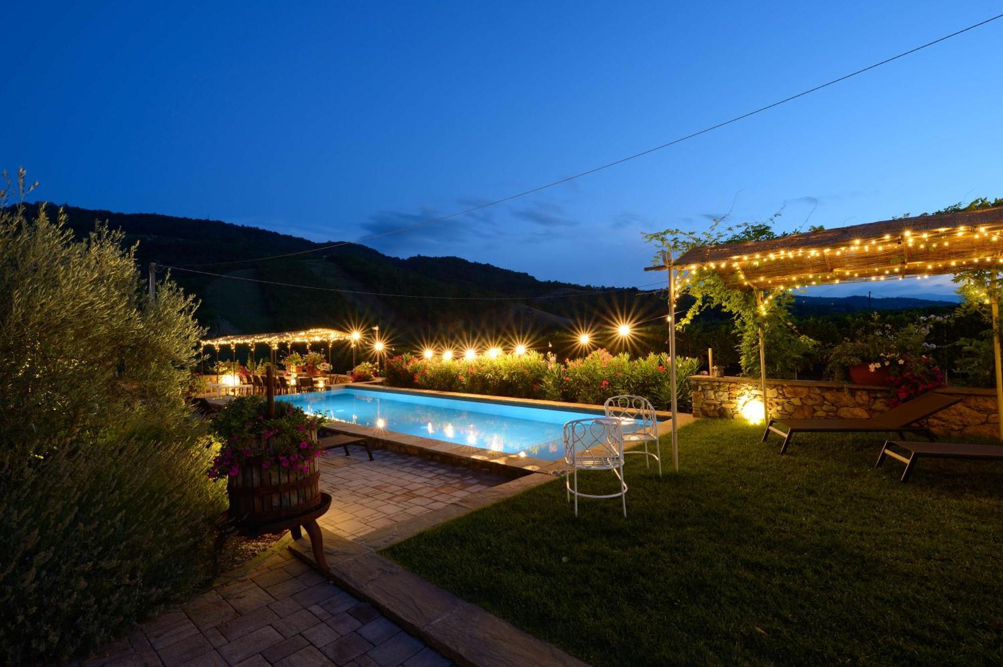 Agriturismo La Ratta Vernasca Bagian luar foto